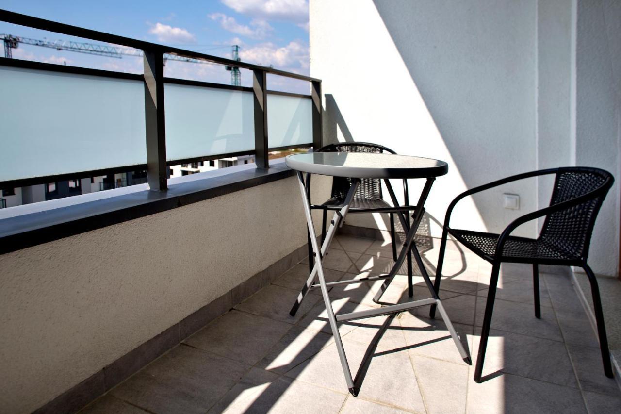 P&O Serviced Apartments Nowy Ursus Varšava Exteriér fotografie